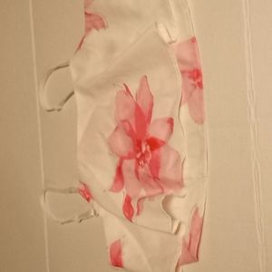 FANCY INN SIZE LARGE Color Pink and White